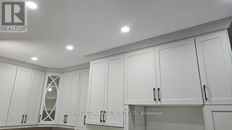 13 Purebrook Crescent, Brampton, ON - Indoor Photo Showing Other Room