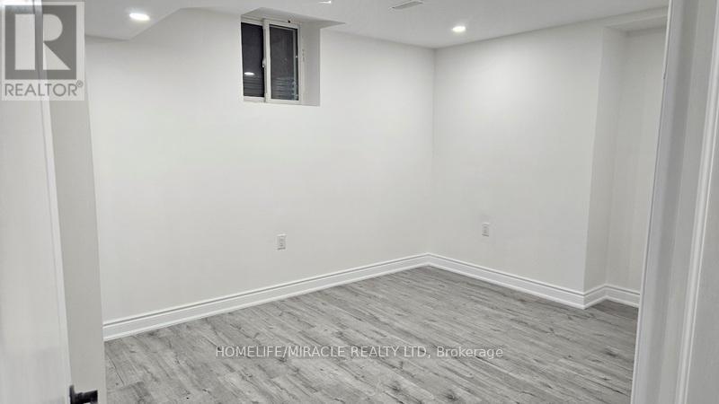 13 Purebrook Crescent, Brampton, ON - Indoor Photo Showing Other Room