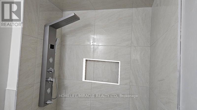 13 Purebrook Crescent, Brampton, ON - Indoor Photo Showing Bathroom