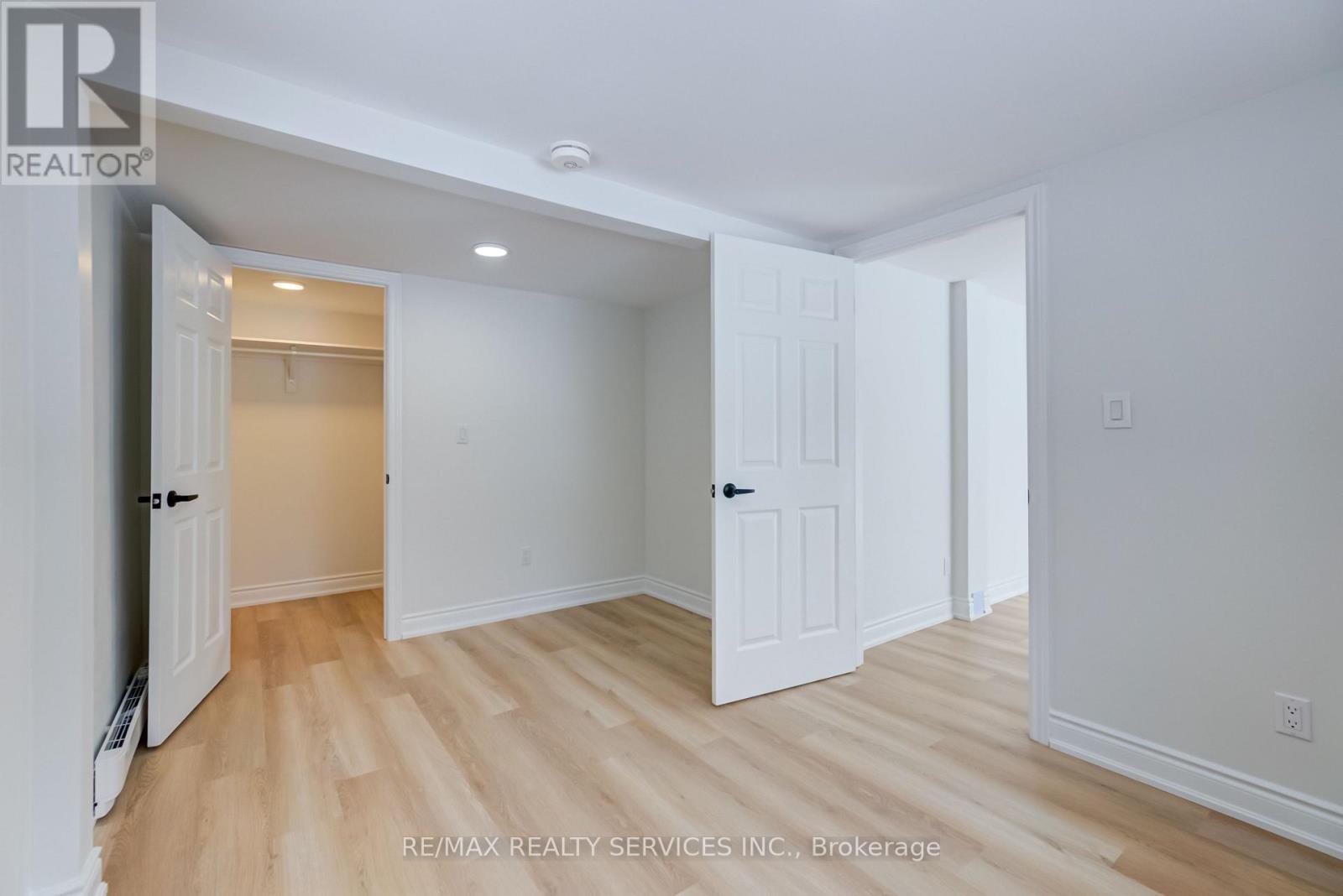 7826 Lake Jospeh Road, Georgian Bay, ON - Indoor Photo Showing Other Room