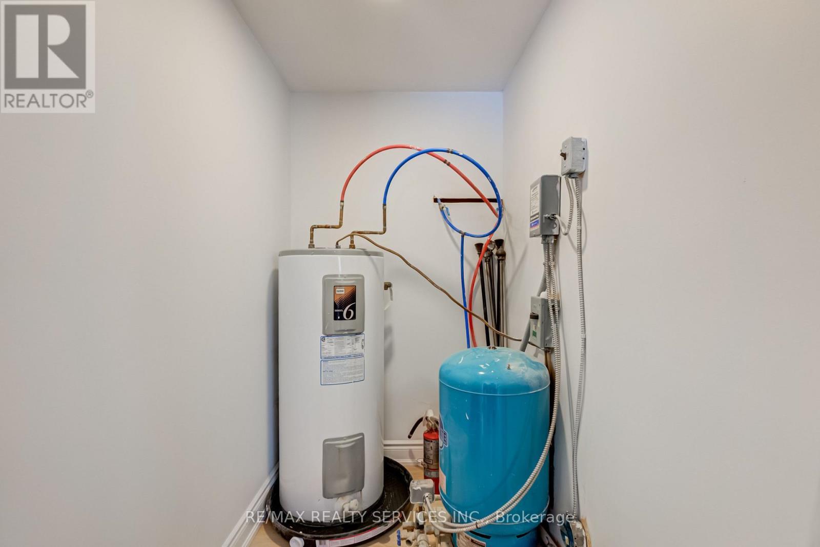 7826 Lake Jospeh Road, Georgian Bay, ON - Indoor