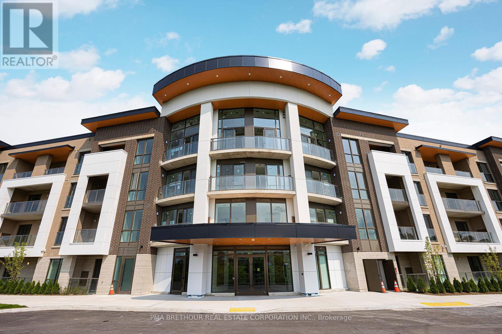 118 - 385 Arctic Red Drive, Oshawa, ON - Outdoor With Facade