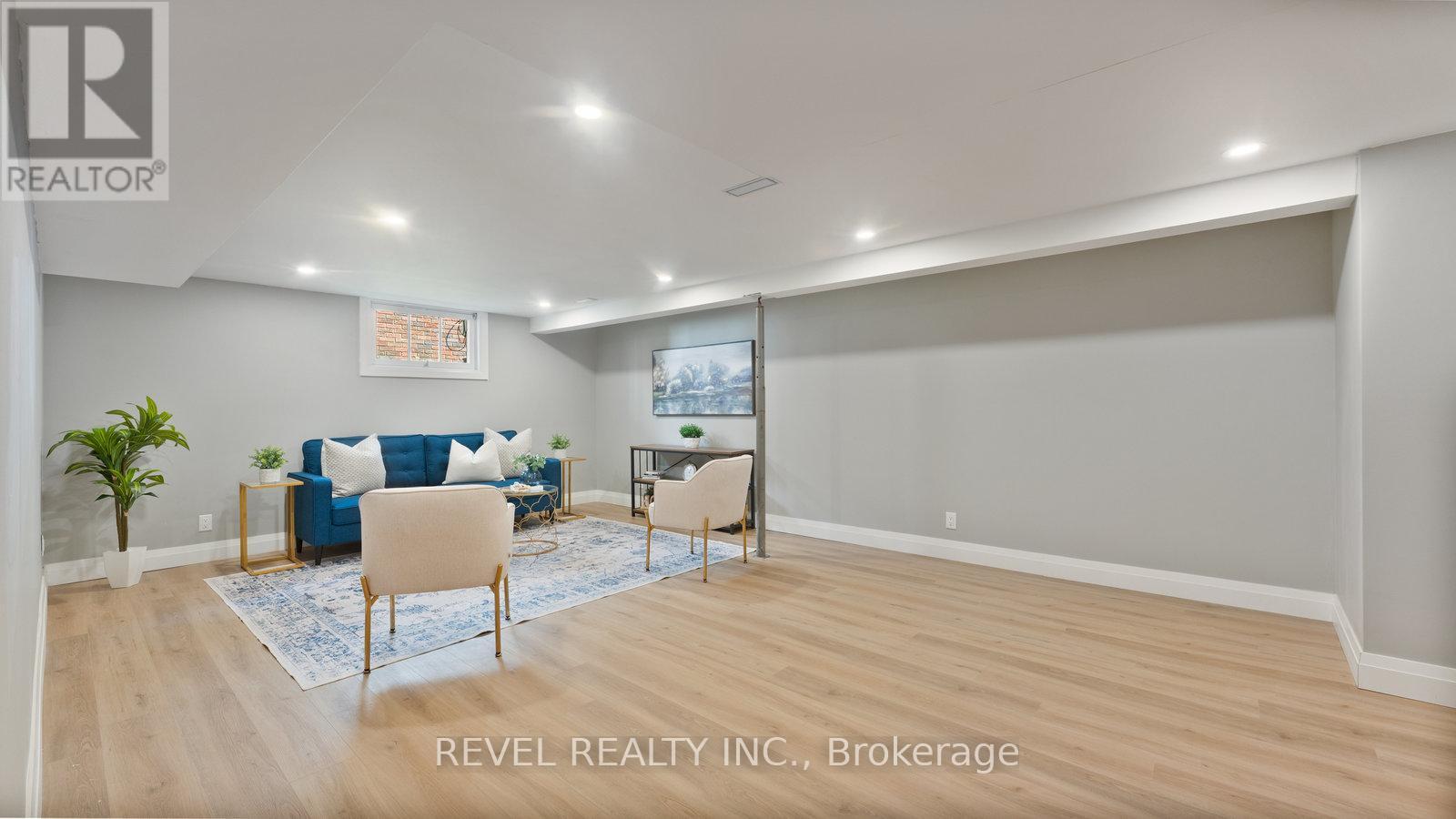 75 Pusey Boulevard, Brantford, ON - Indoor