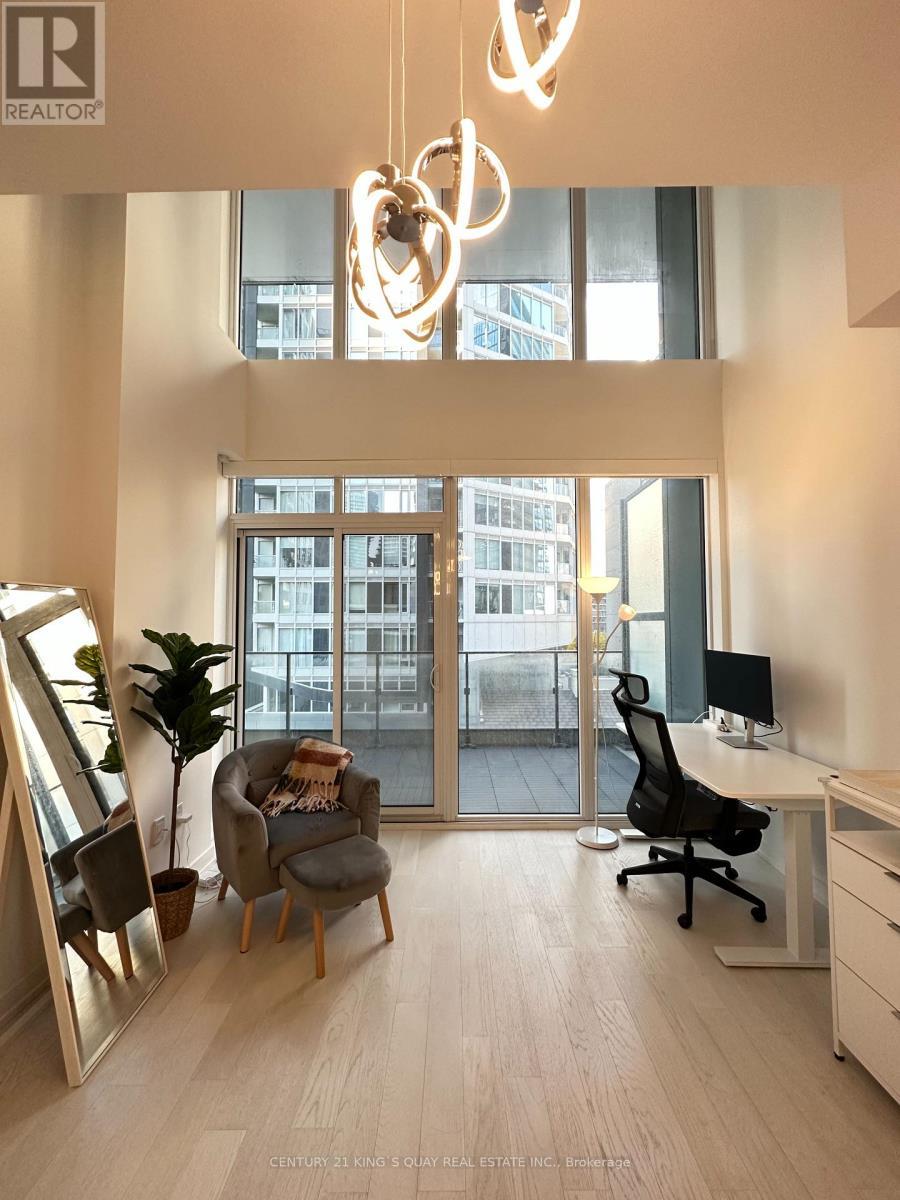 719 - 77 Shuter Street, Toronto, ON - Indoor Photo Showing Office