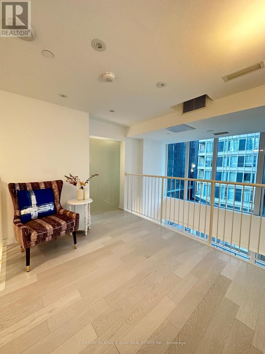 719 - 77 Shuter Street, Toronto, ON - Indoor Photo Showing Other Room