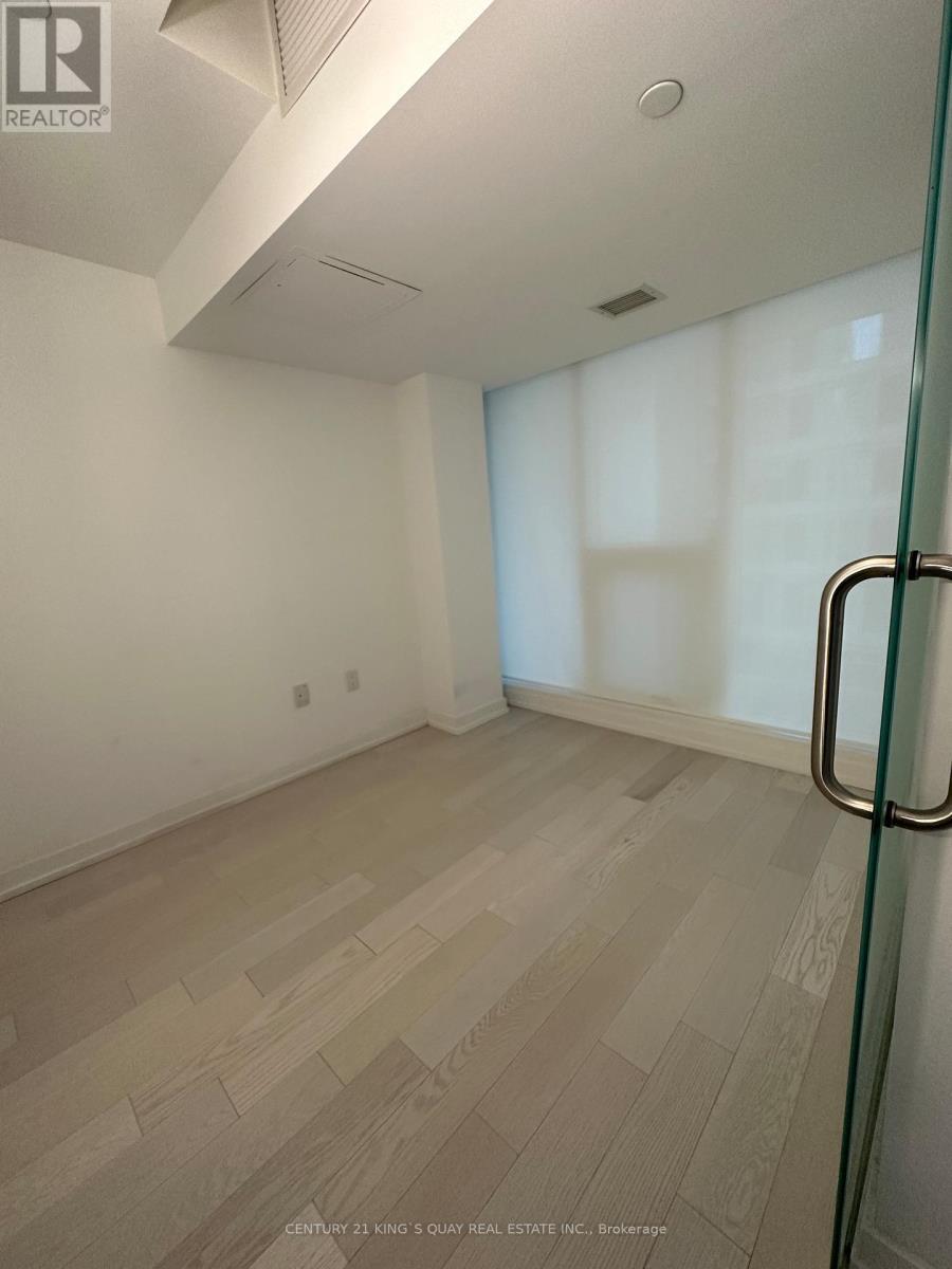 719 - 77 Shuter Street, Toronto, ON - Indoor Photo Showing Other Room