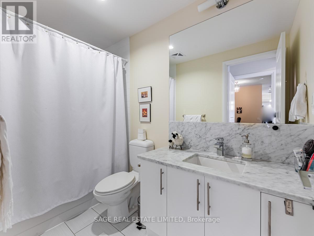 507 - 83 Redpath Avenue, Toronto, ON - Indoor Photo Showing Bathroom