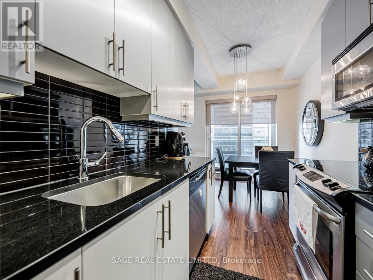 507 - 83 Redpath Avenue, Toronto, ON - Indoor Photo Showing Kitchen With Upgraded Kitchen