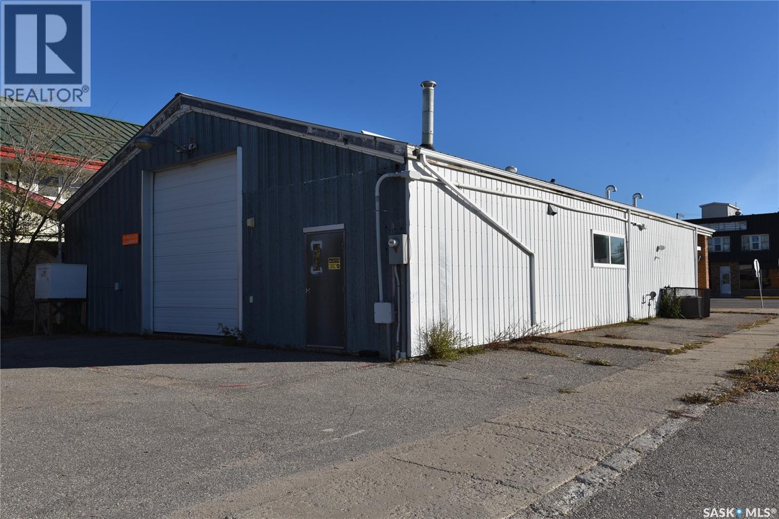 301 1St Avenue E, Nipawin, SK
