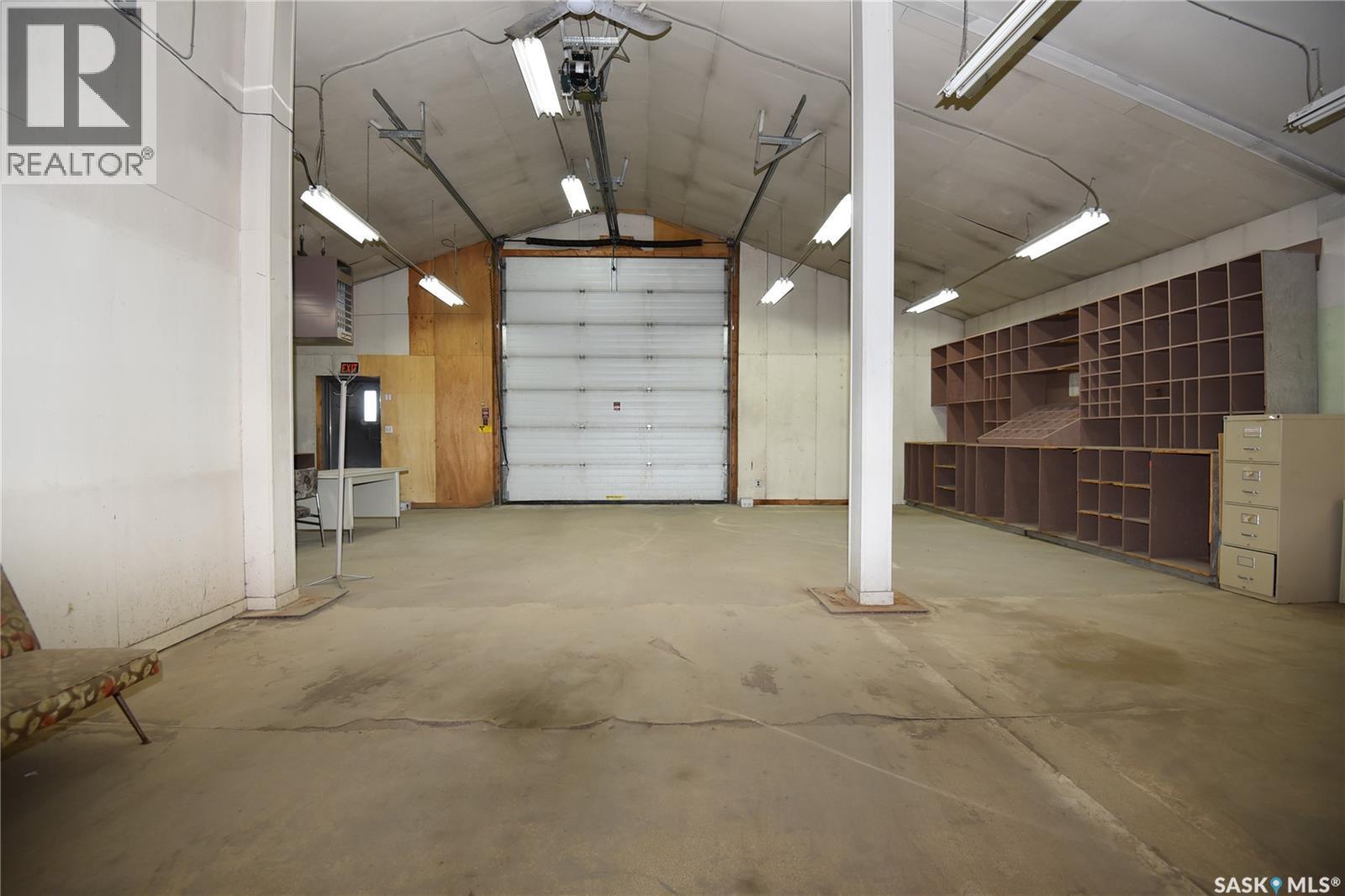 301 1St Avenue E, Nipawin, SK