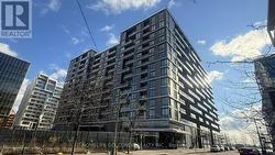 522 - 1 EDGEWATER DRIVE Toronto, ON M5A 0L1
