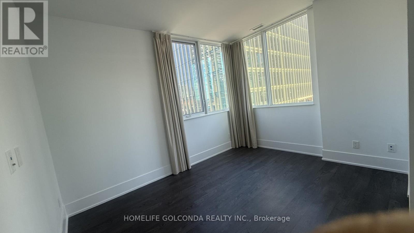 522 - 1 Edgewater Drive, Toronto, ON - Indoor Photo Showing Other Room