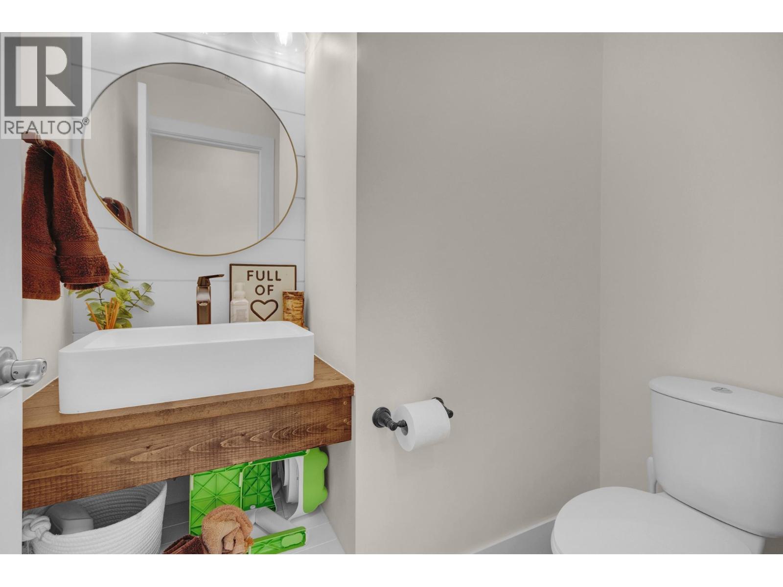 8645 Tabor Glen Drive, Prince George, BC - Indoor Photo Showing Bathroom