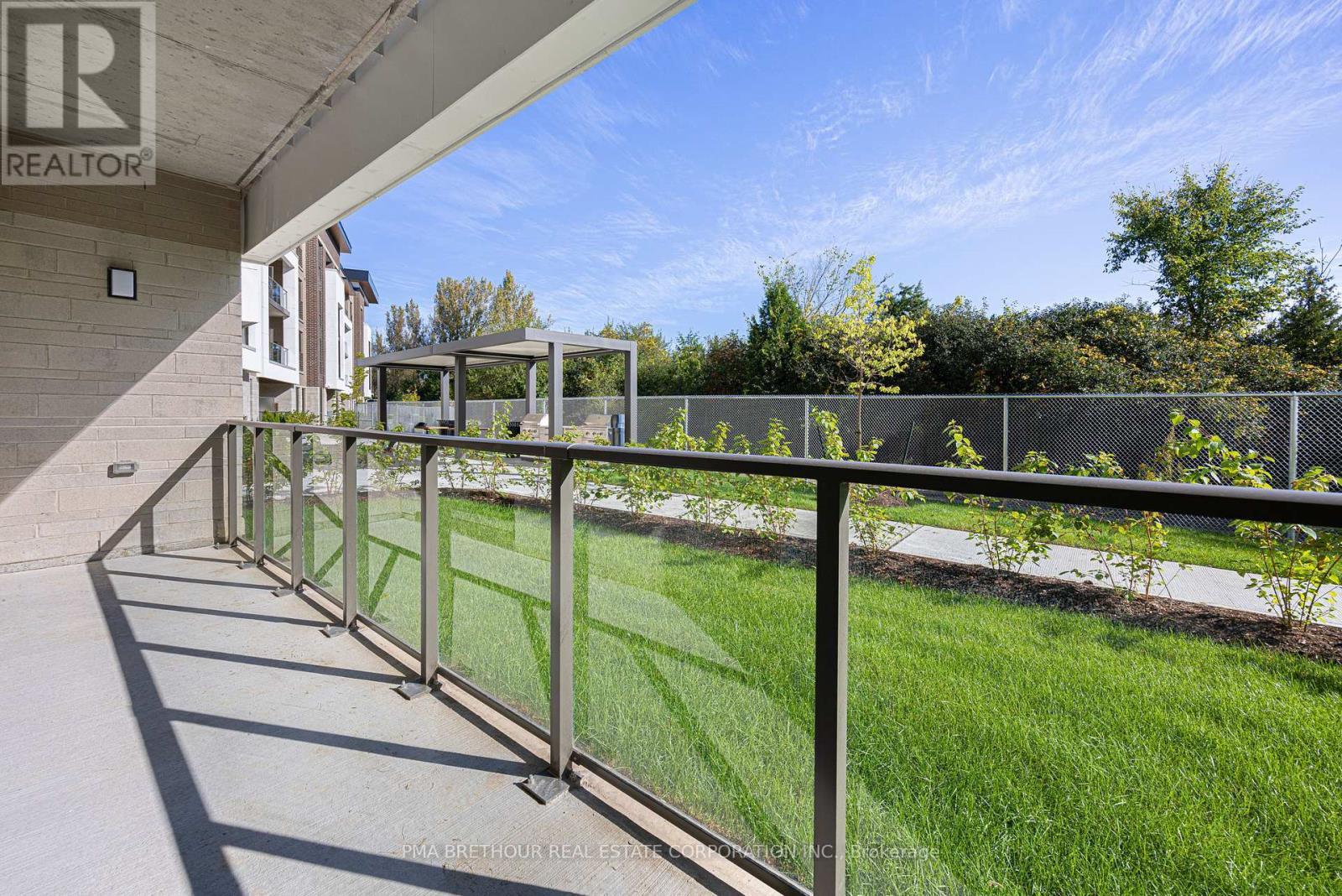 101 - 385 Arctic Red Drive, Oshawa, ON - Outdoor