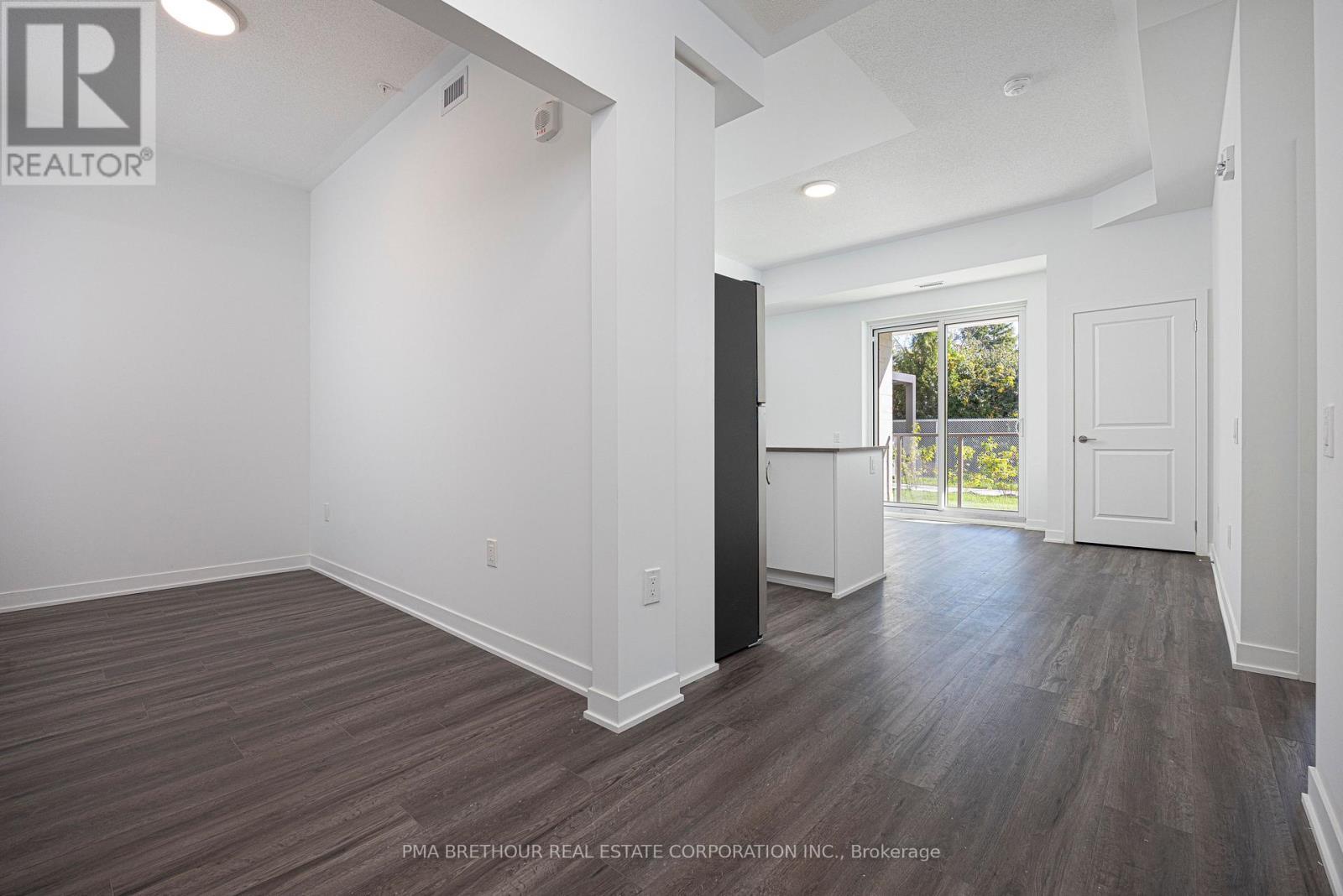 Separate Work From Home Space - 101 - 385 Arctic Red Drive, Oshawa, ON - Indoor Photo Showing Other Room