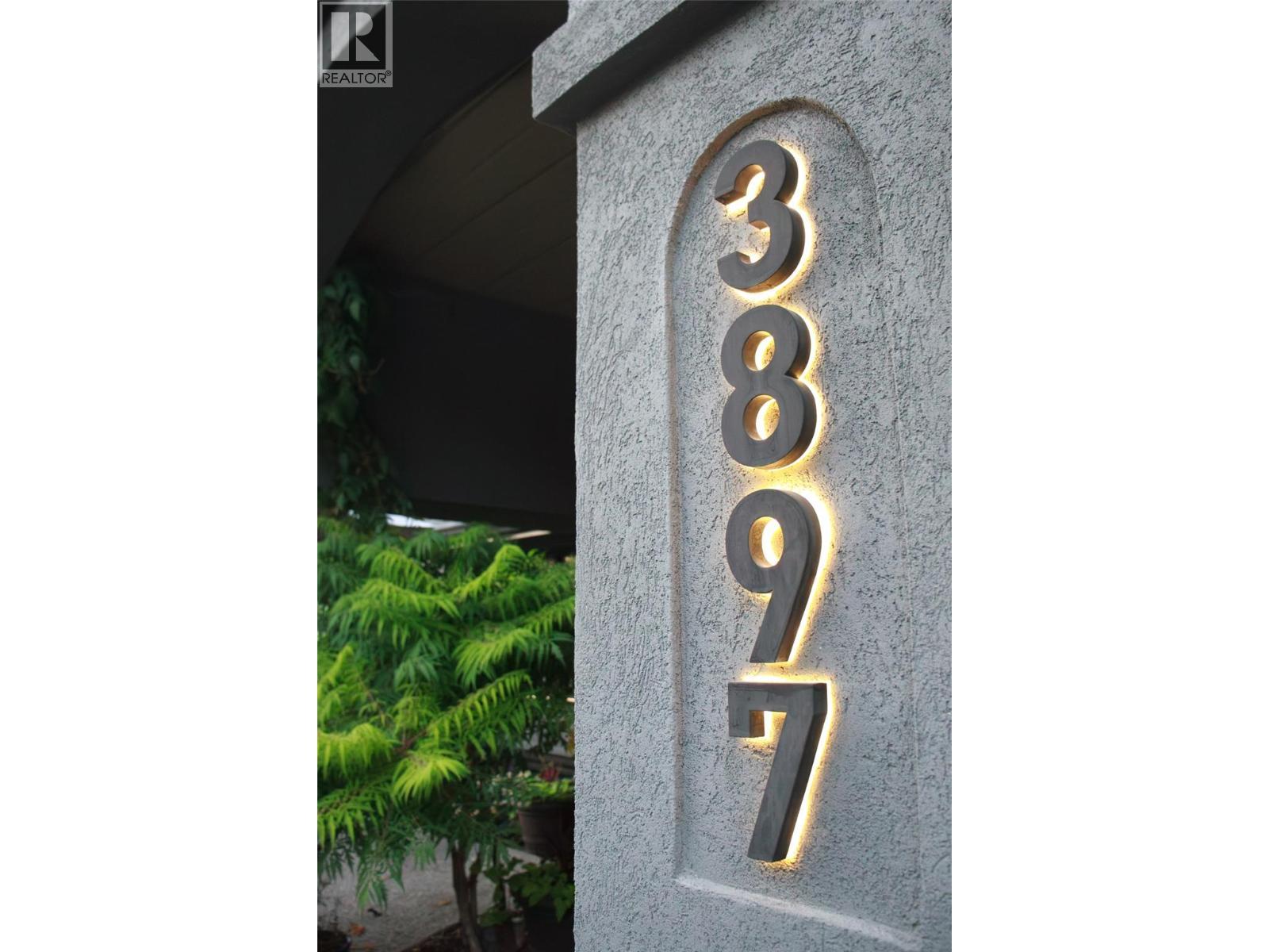 back lit house numbers are great for first responders and guests to find you at night - 3897 Gallaghers Grange, Kelowna, BC -
