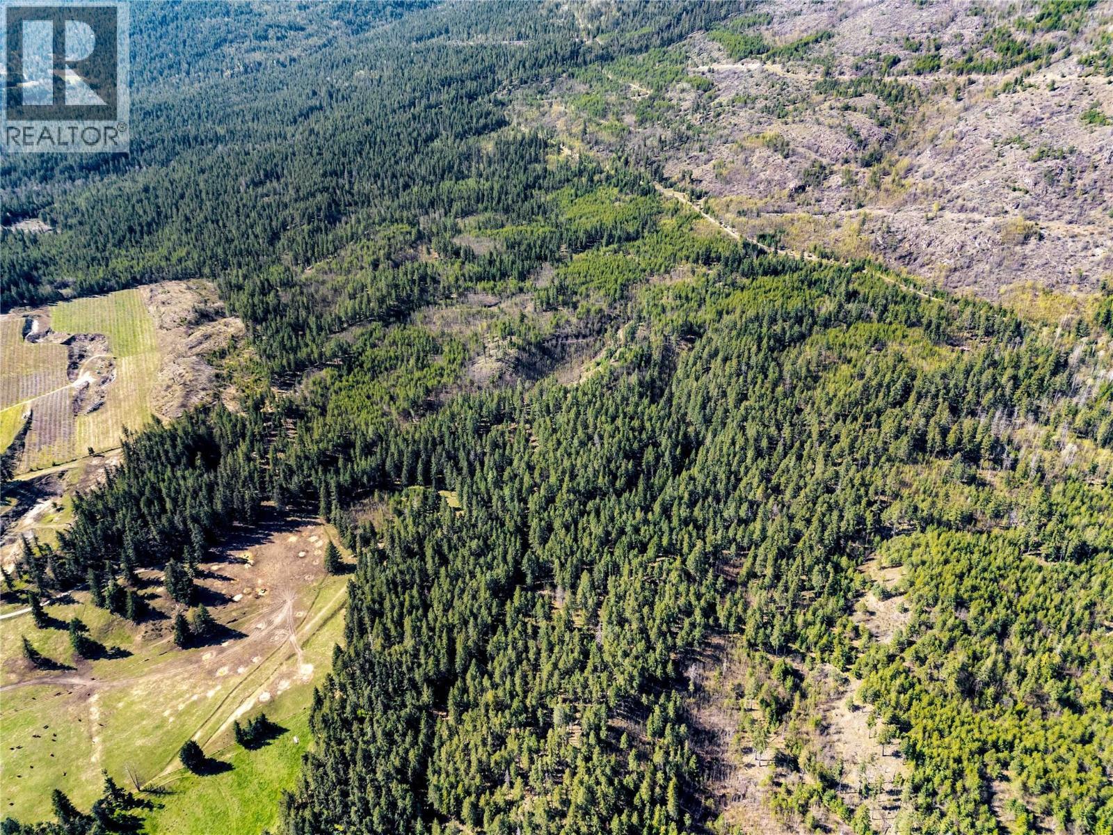 3221 Edes Road, Salmon Arm, BC