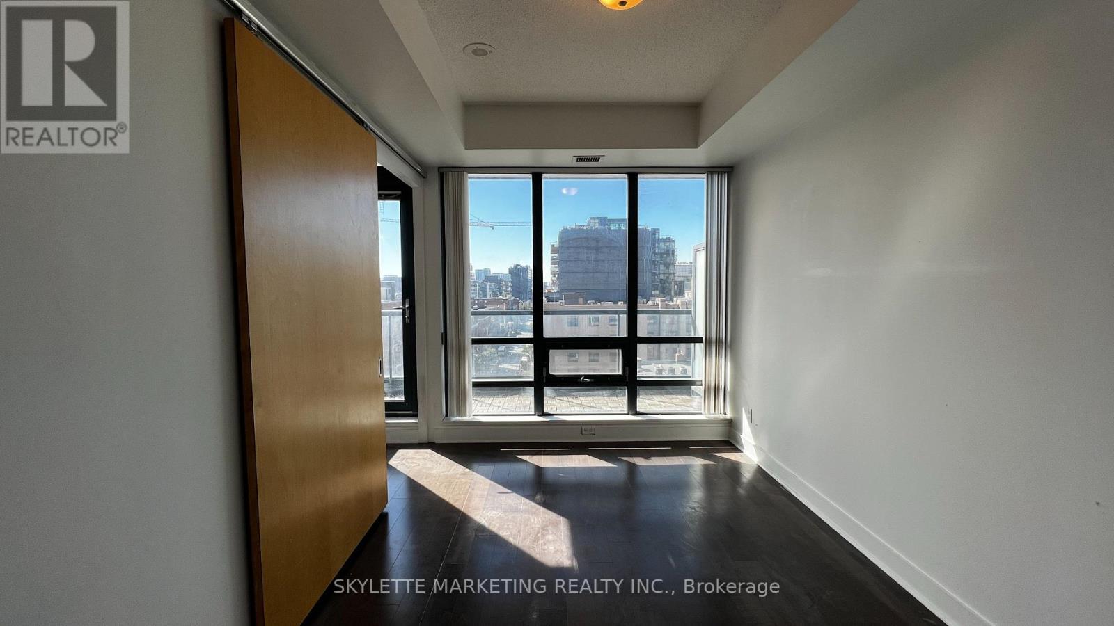 911 - 438 King Street W, Toronto, ON - Indoor Photo Showing Other Room