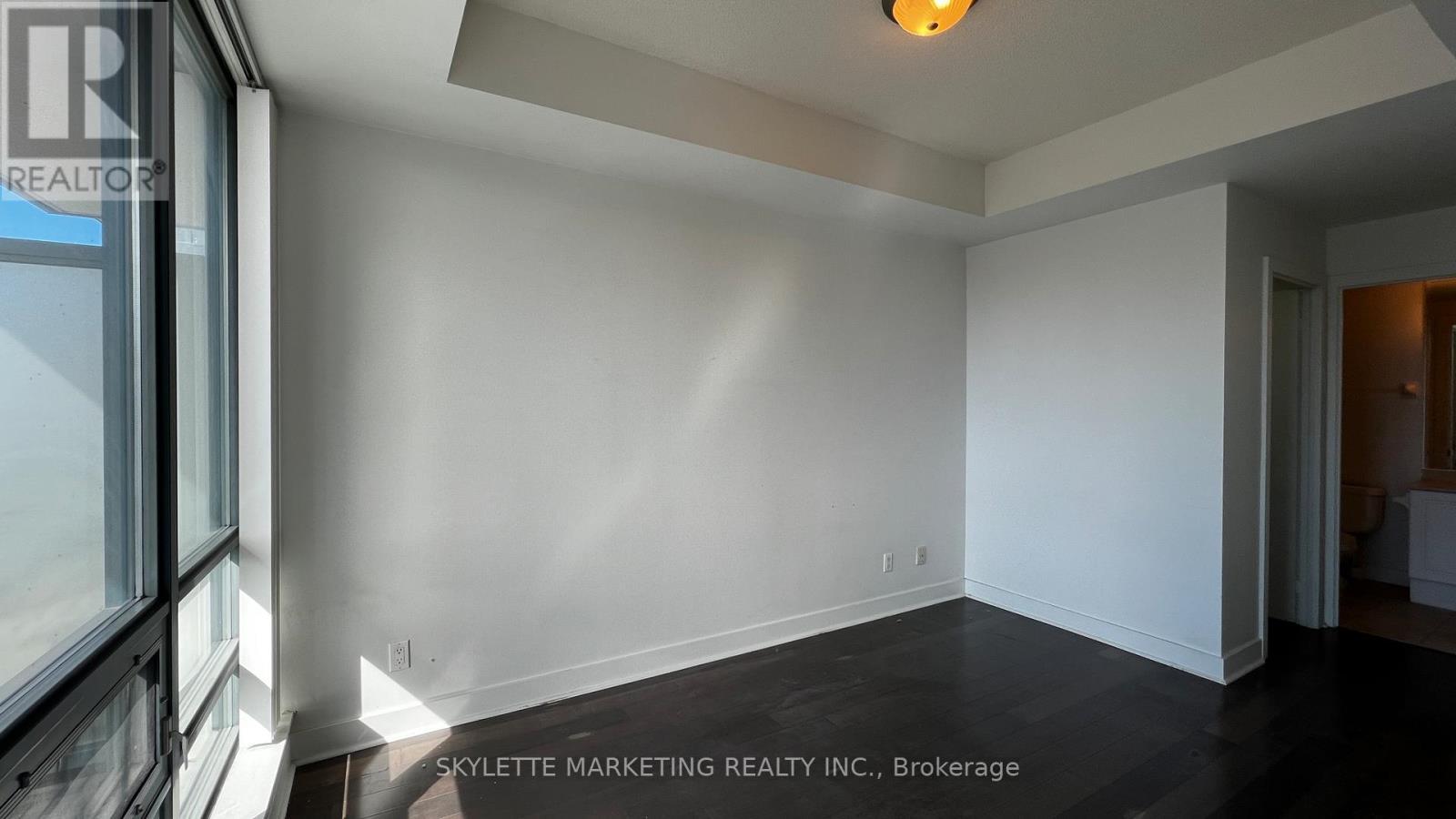 911 - 438 King Street W, Toronto, ON - Indoor Photo Showing Other Room