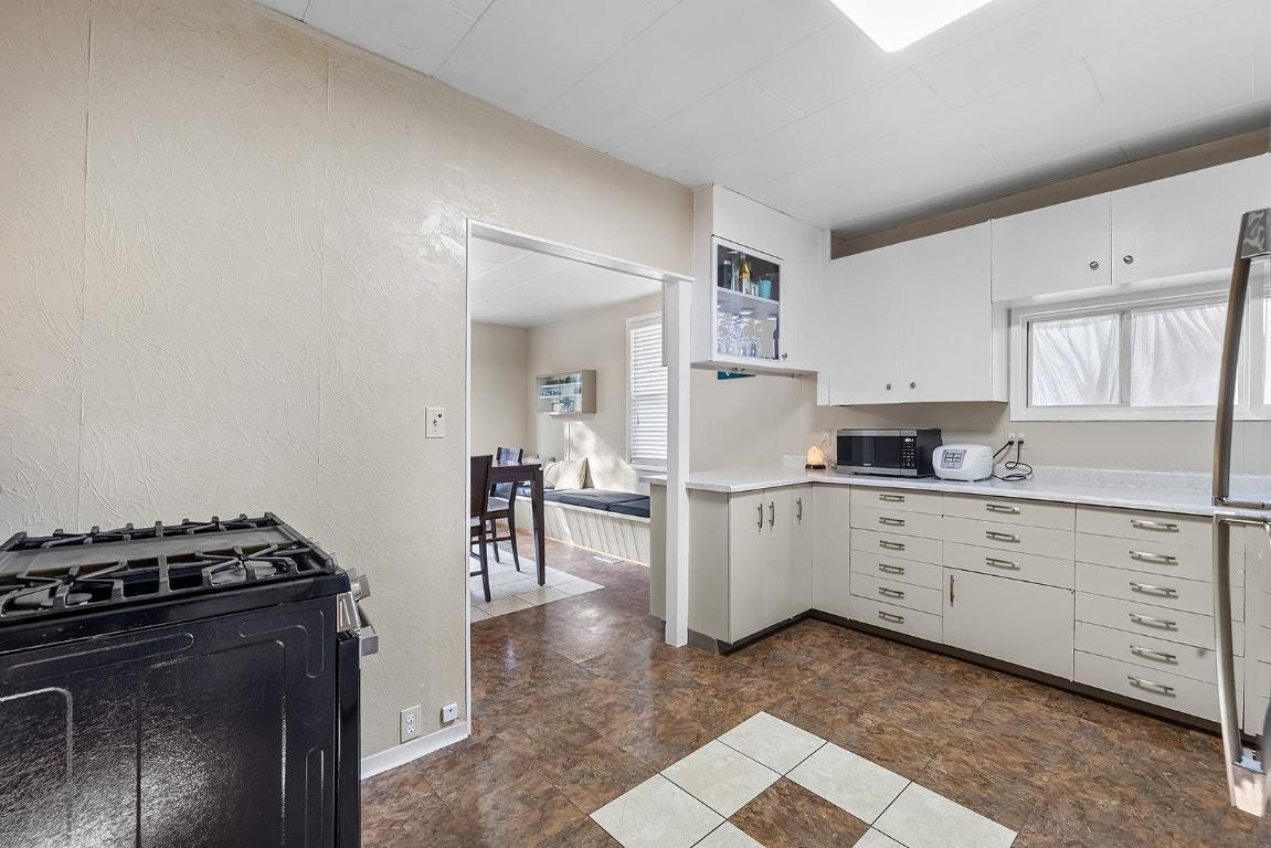75 Morrison Road, Kimberley, BC - Indoor Photo Showing Kitchen