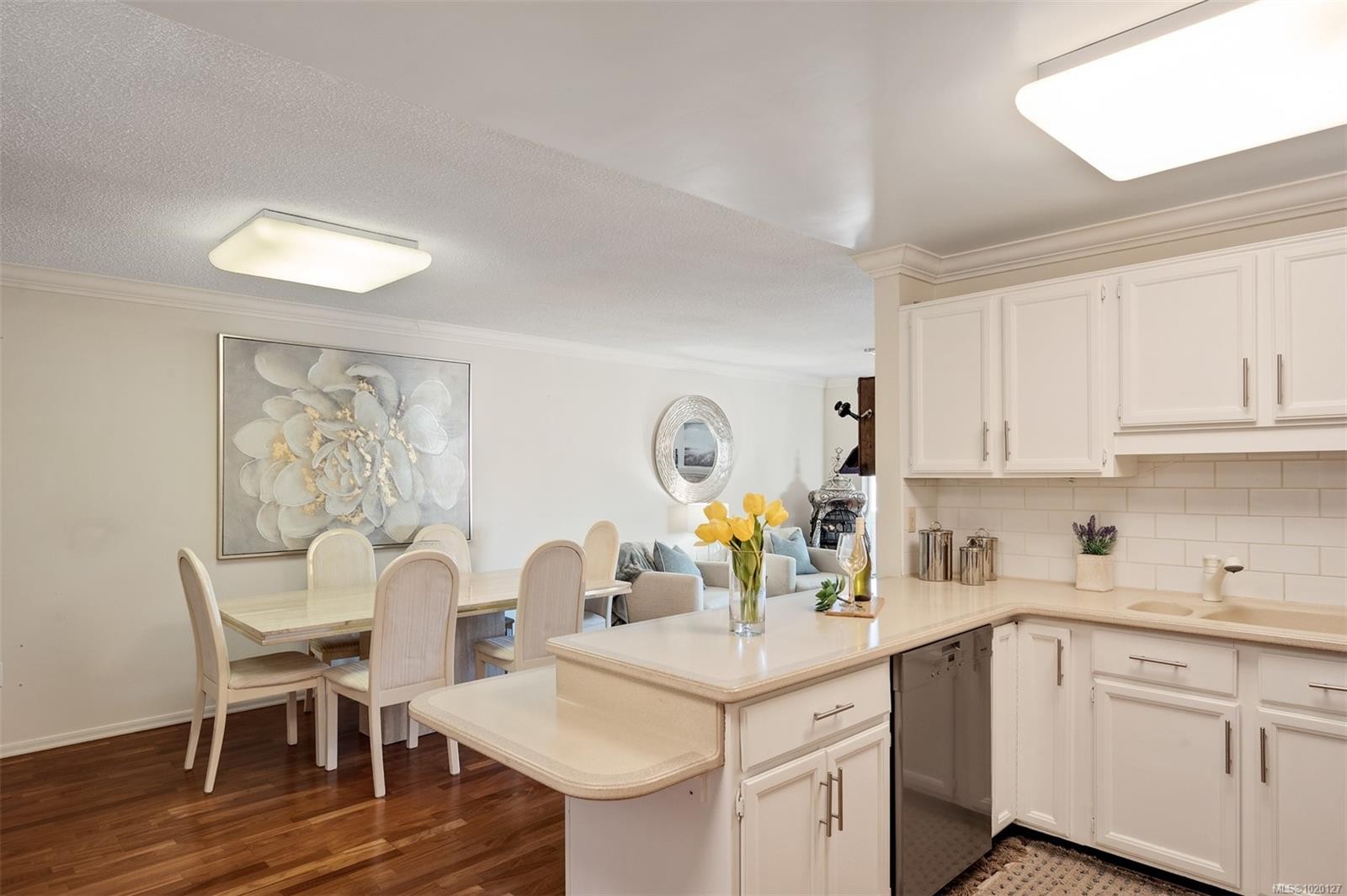 201-640 Montreal St, Victoria, BC - Indoor Photo Showing Other Room