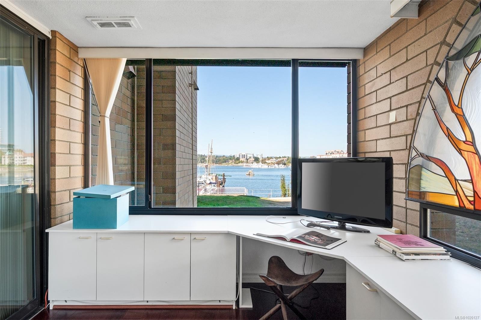 201-640 Montreal St, Victoria, BC - Indoor Photo Showing Office