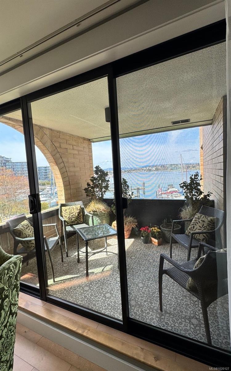 201-640 Montreal St, Victoria, BC - Photo Showing Other Room