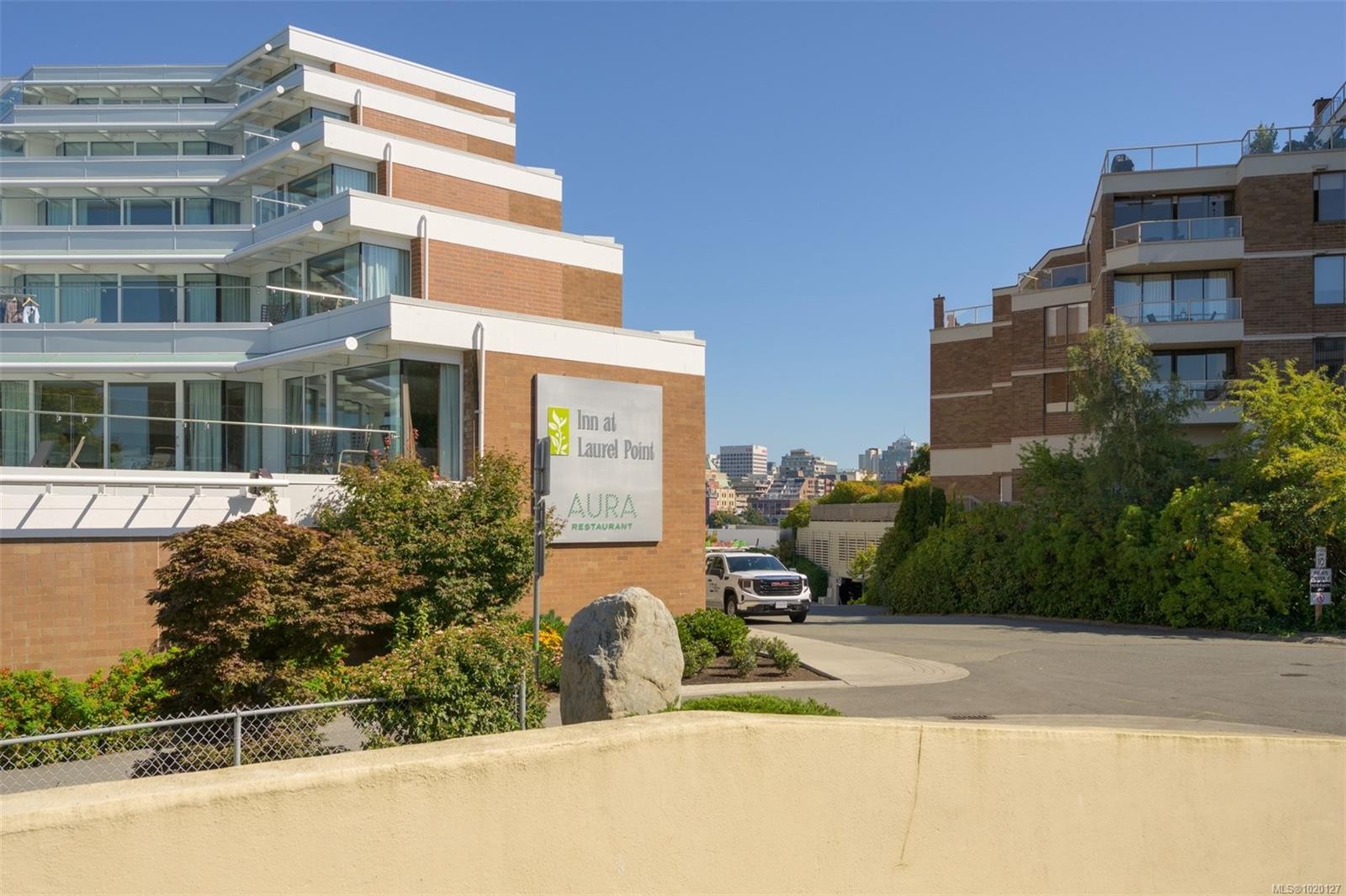 201-640 Montreal St, Victoria, BC - Outdoor