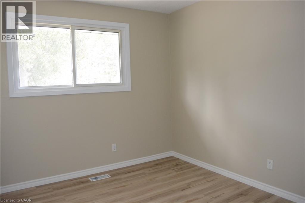 142 Longwood Drive Unit# Unit 1, Waterloo, ON - Indoor Photo Showing Other Room