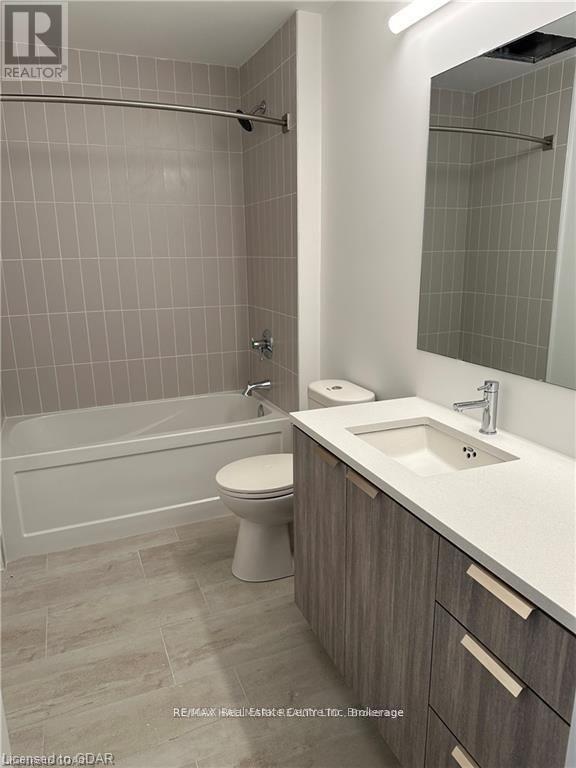 415 - 120 Huron Street, Guelph, ON - Indoor Photo Showing Bathroom
