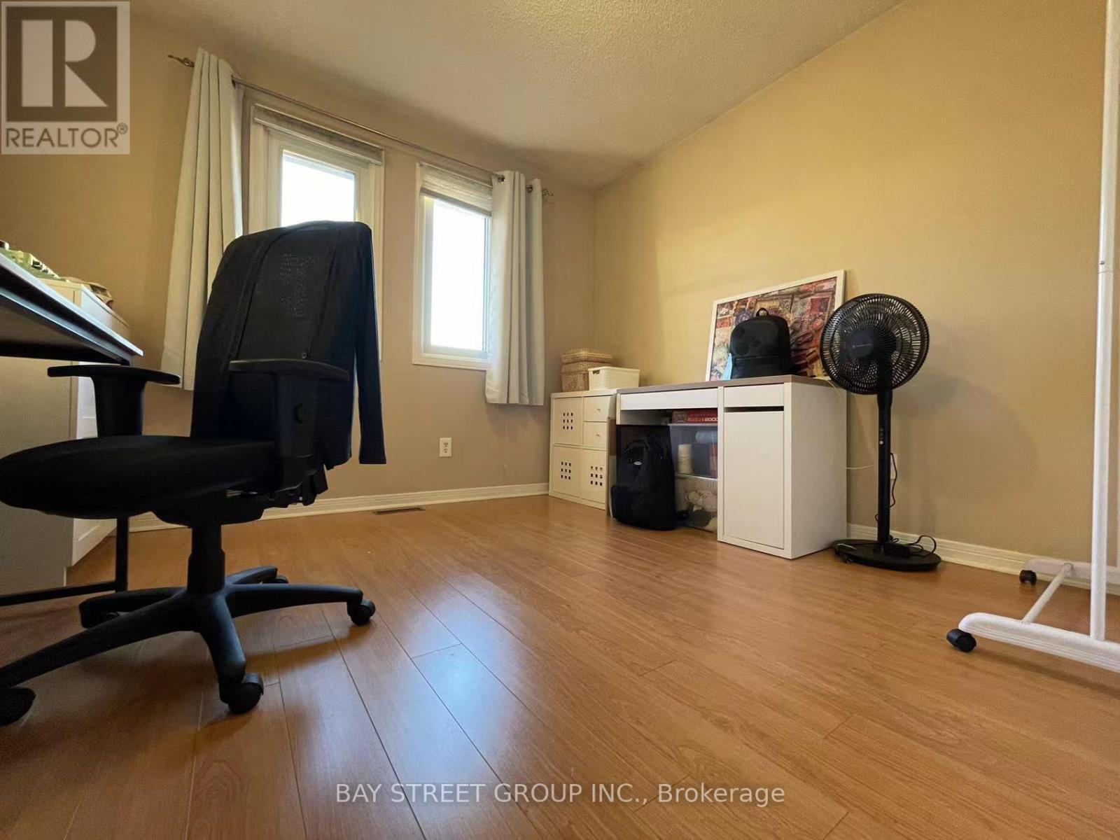 4255 Wakefield Crescent, Mississauga, ON - Indoor Photo Showing Gym Room