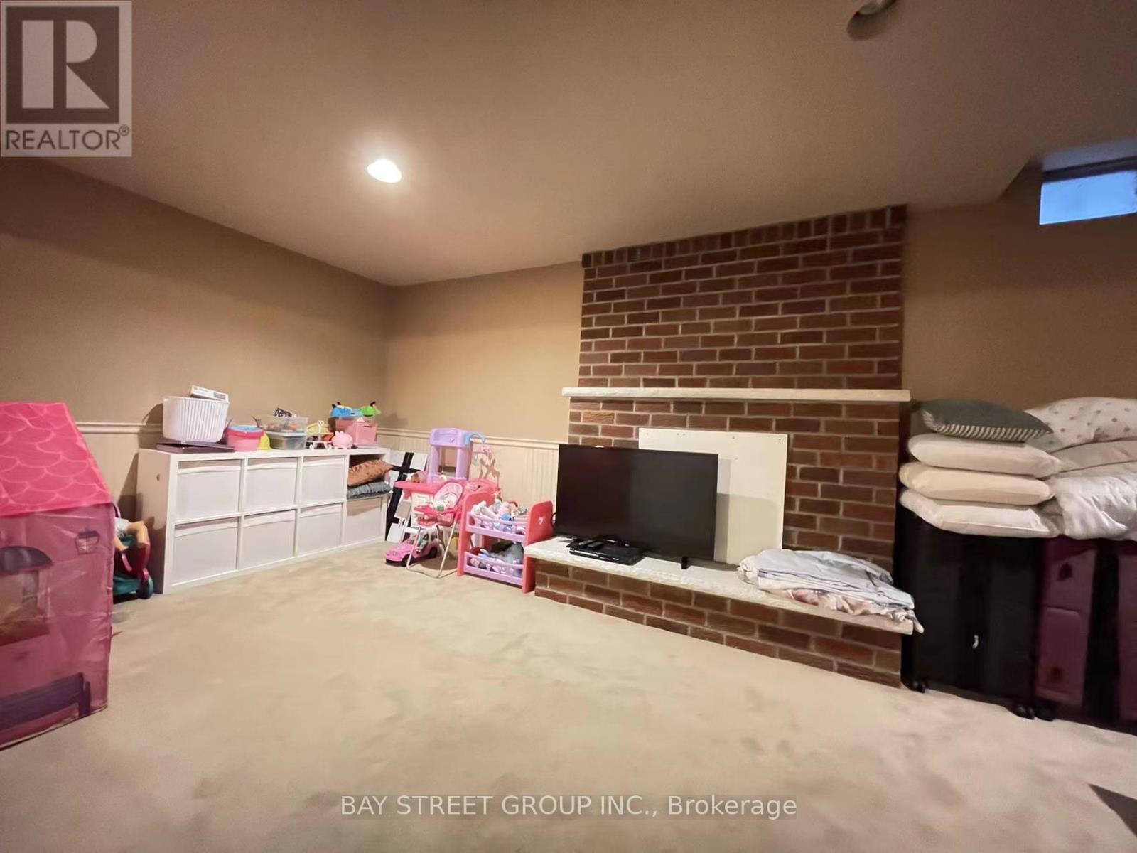 4255 Wakefield Crescent, Mississauga, ON - Indoor Photo Showing Other Room