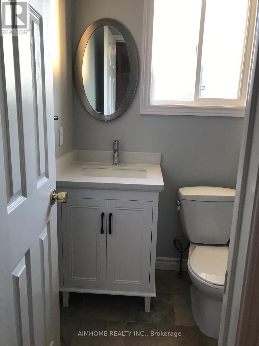 5095 Sunray Drive, Mississauga, ON - Indoor Photo Showing Bathroom