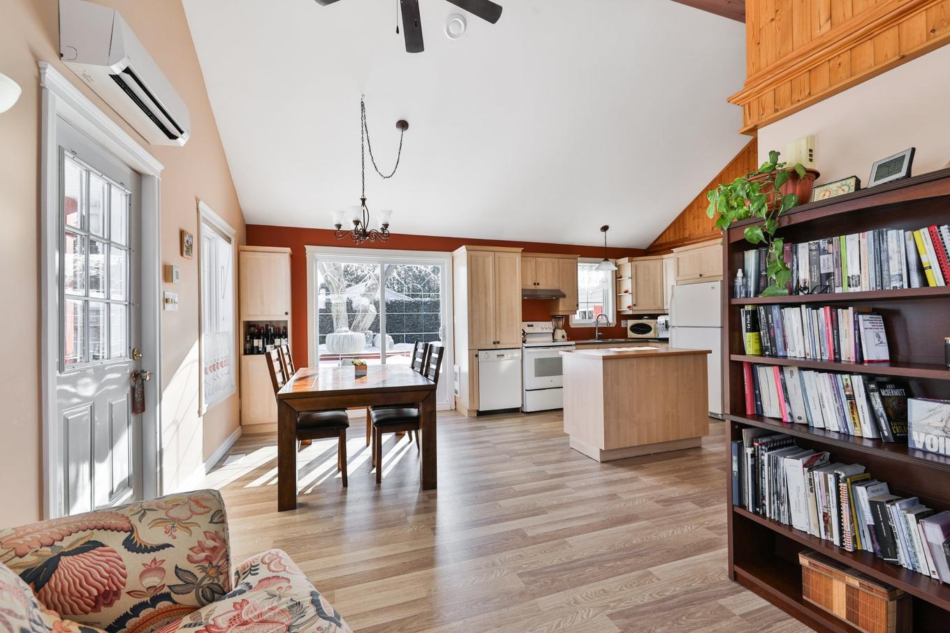 Overall view - 61 39E Avenue, Saint-Blaise-Sur-Richelieu, QC - Indoor