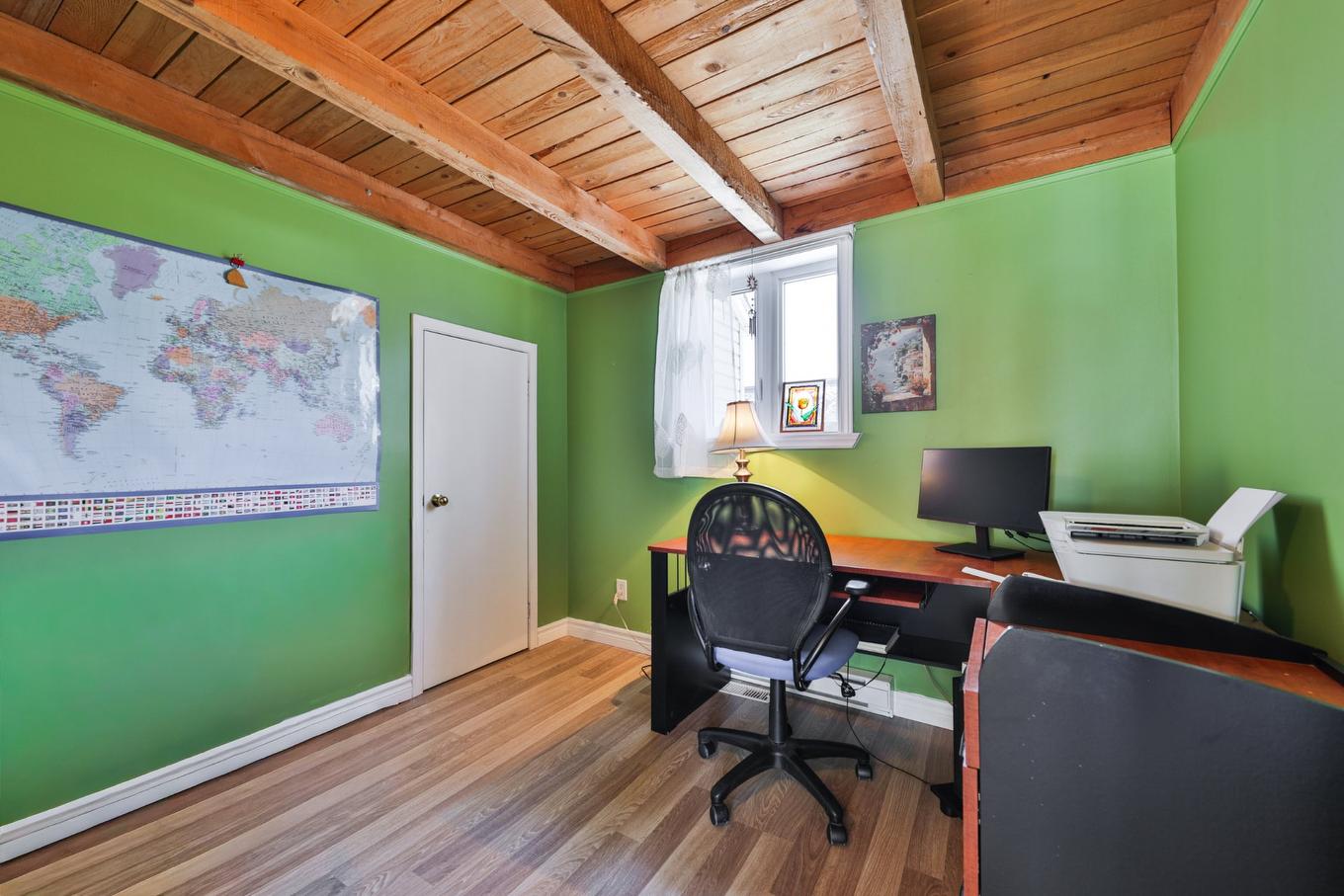 Office - 61 39E Avenue, Saint-Blaise-Sur-Richelieu, QC - Indoor Photo Showing Other Room