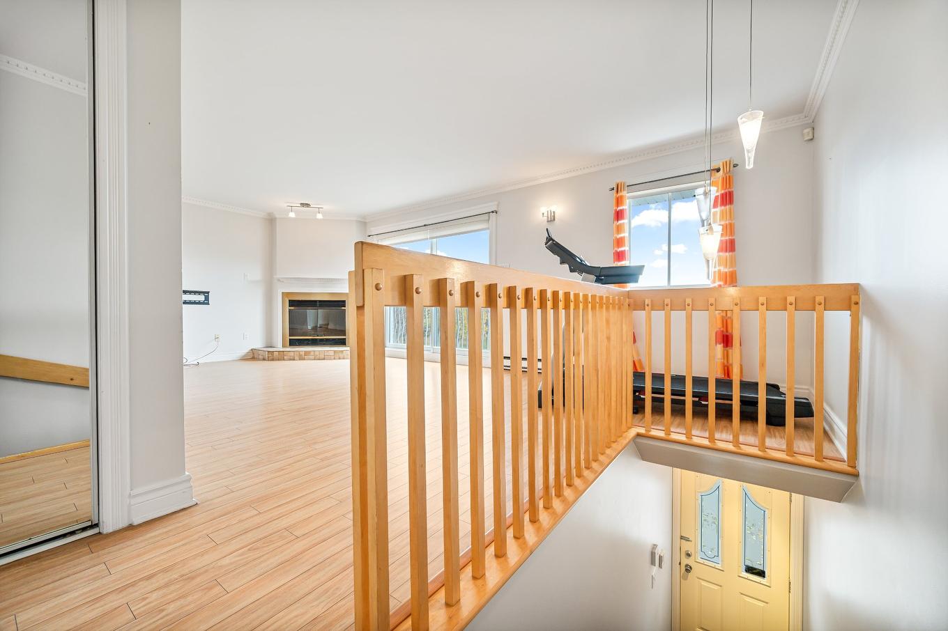 Hall - 9623 Rue Bellerive, Montréal (Mercier/Hochelaga-Maisonneuve), QC - Indoor Photo Showing Other Room