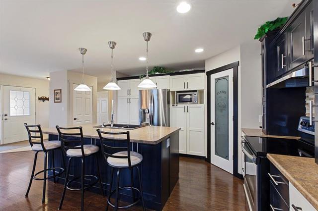 169 Greentree Dr, Grunthal, MB