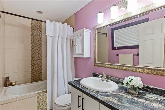 169 Greentree Dr, Grunthal, MB