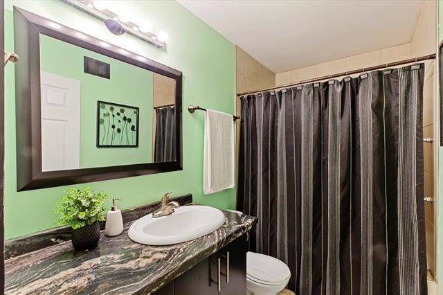 169 Greentree Dr, Grunthal, MB