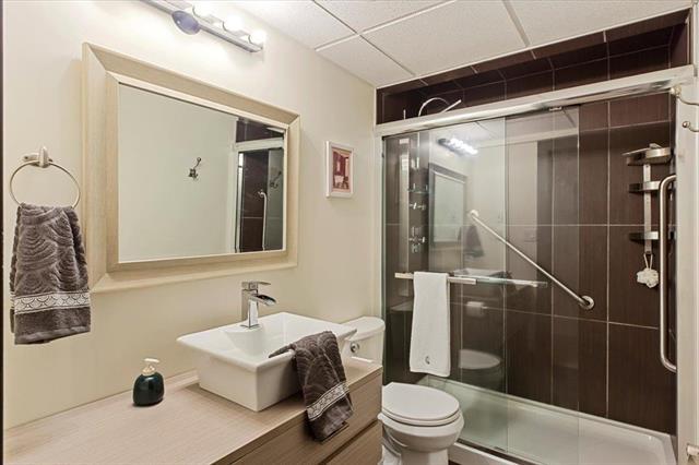 169 Greentree Dr, Grunthal, MB