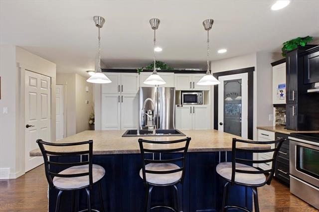 169 Greentree Dr, Grunthal, MB