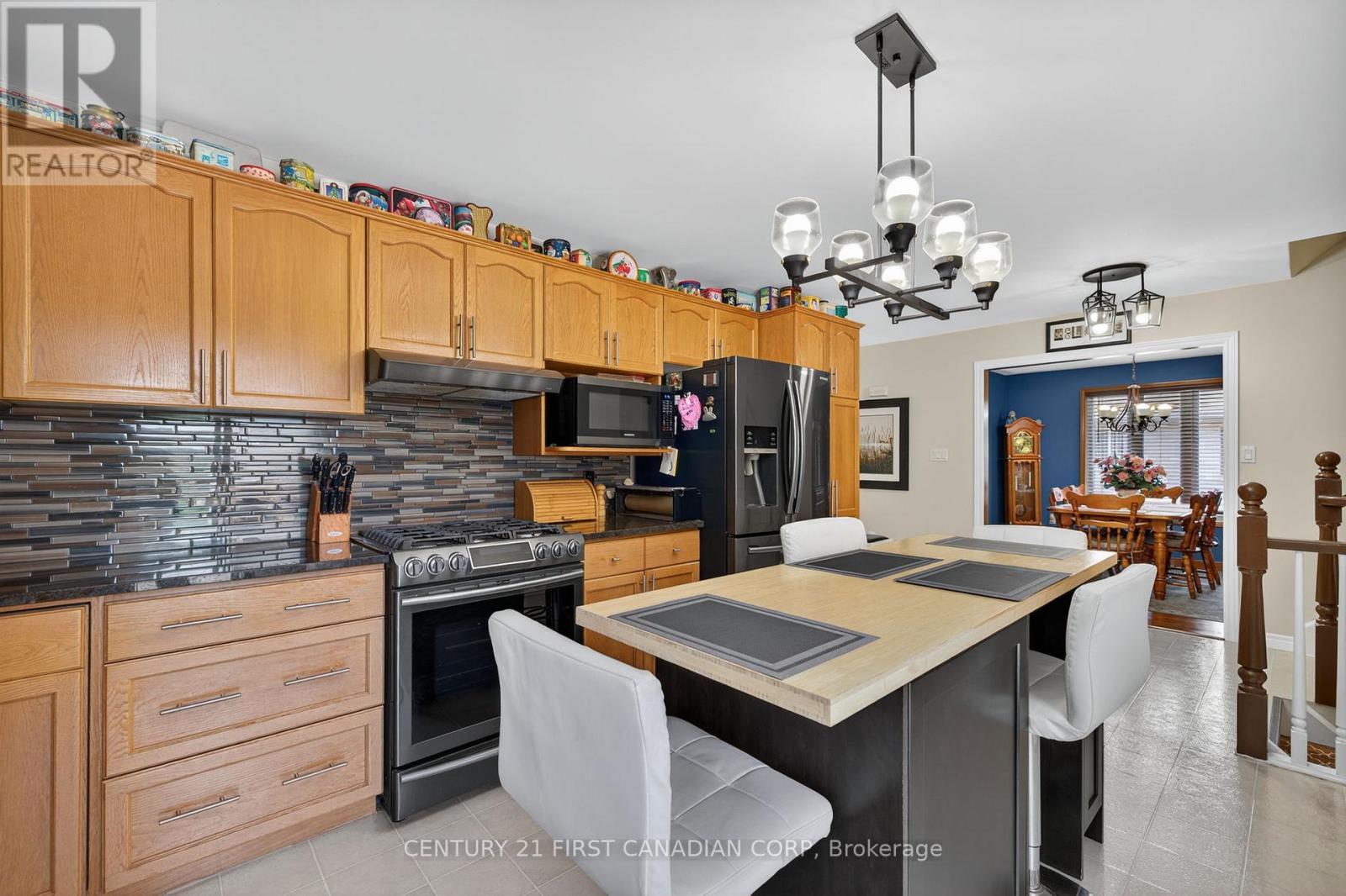 19 Hemlock Boulevard, Strathroy-Caradoc (Se), ON - Indoor Photo Showing Other Room