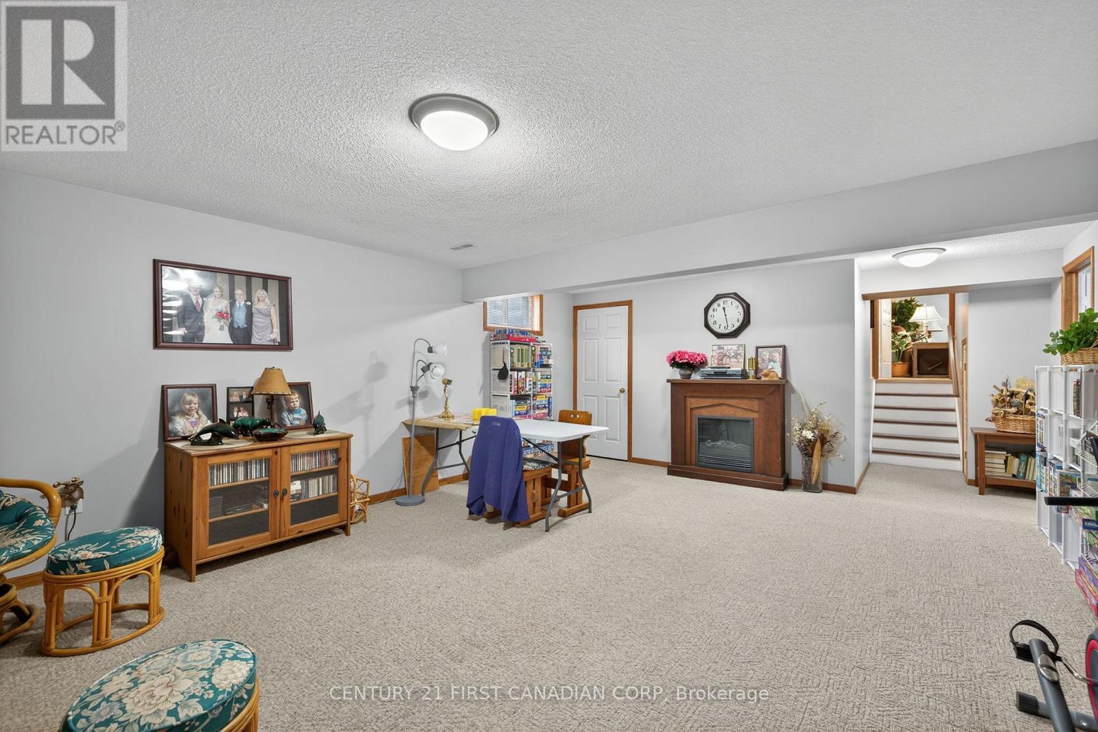 19 Hemlock Boulevard, Strathroy-Caradoc (Se), ON - Indoor