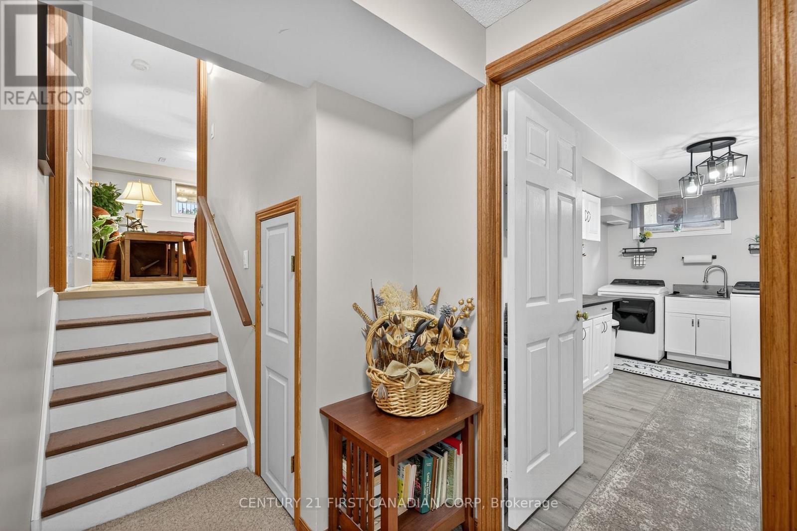 19 Hemlock Boulevard, Strathroy-Caradoc (Se), ON - Indoor Photo Showing Other Room