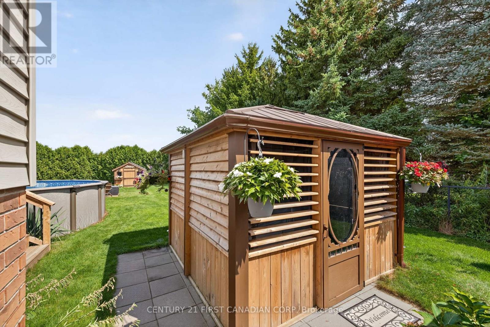 19 Hemlock Boulevard, Strathroy-Caradoc (Se), ON - Outdoor