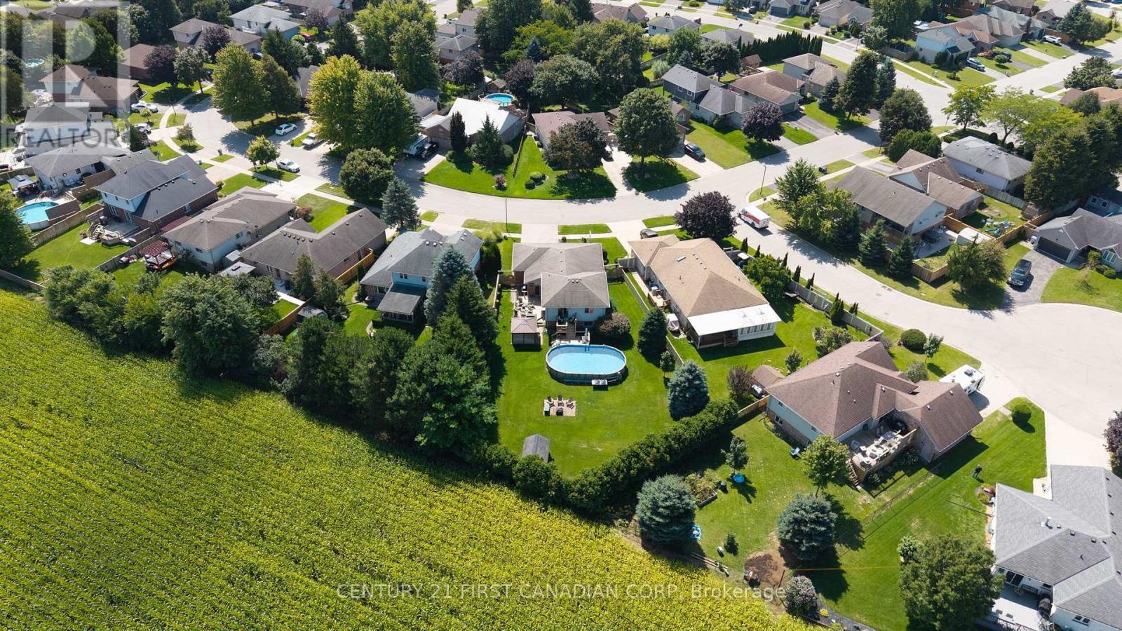 19 Hemlock Boulevard, Strathroy-Caradoc (Se), ON - Outdoor With View