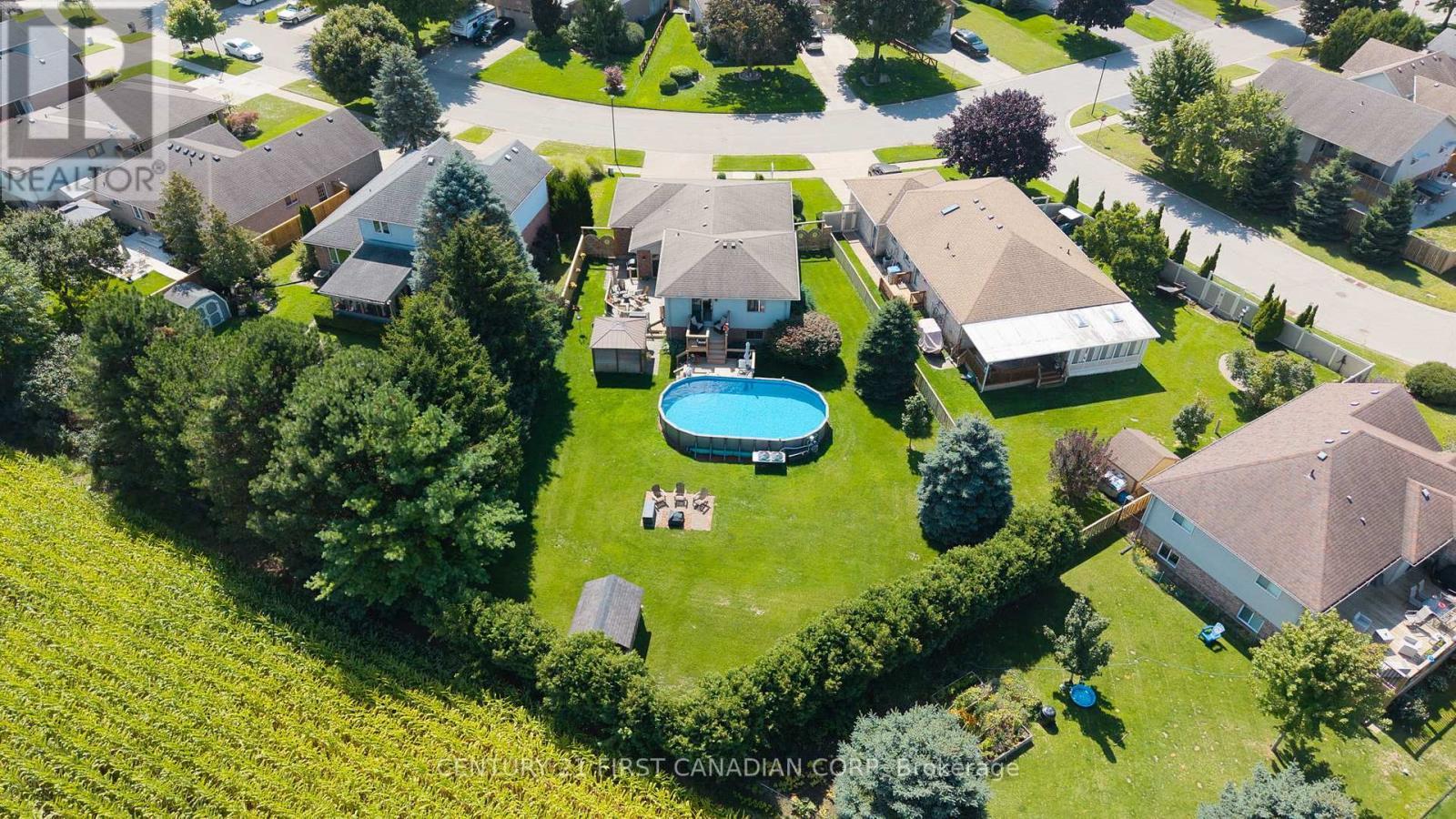 19 Hemlock Boulevard, Strathroy-Caradoc (Se), ON - Outdoor With View