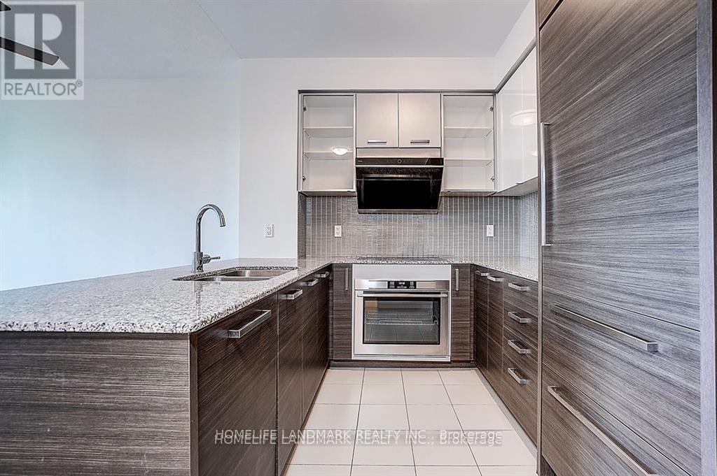 208 - 5162 Yonge Street, Toronto, ON - Indoor Photo Showing Kitchen With Double Sink With Upgraded Kitchen