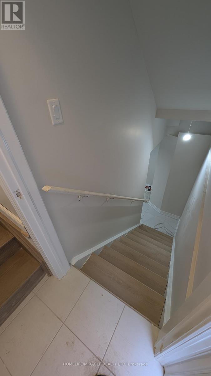 Lower - 47 Arnold Circle, Brampton, ON - Indoor Photo Showing Other Room