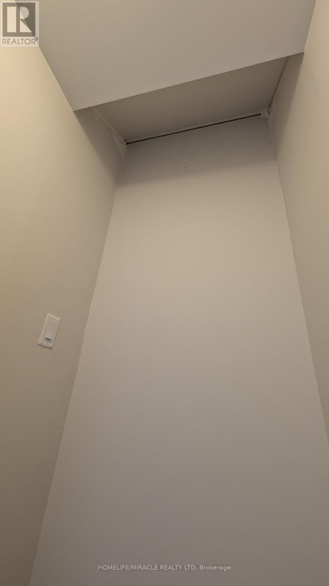 Lower - 47 Arnold Circle, Brampton, ON - Indoor Photo Showing Other Room